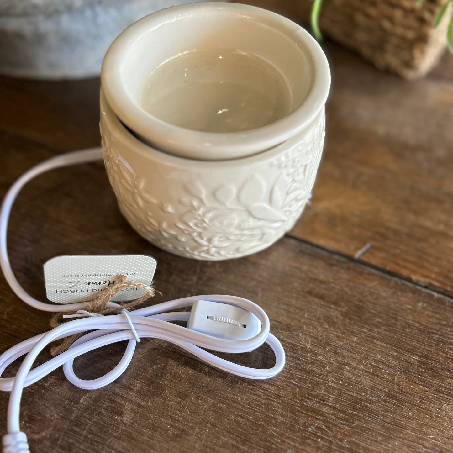 Ivory Floral Ceramic Wax Warmer