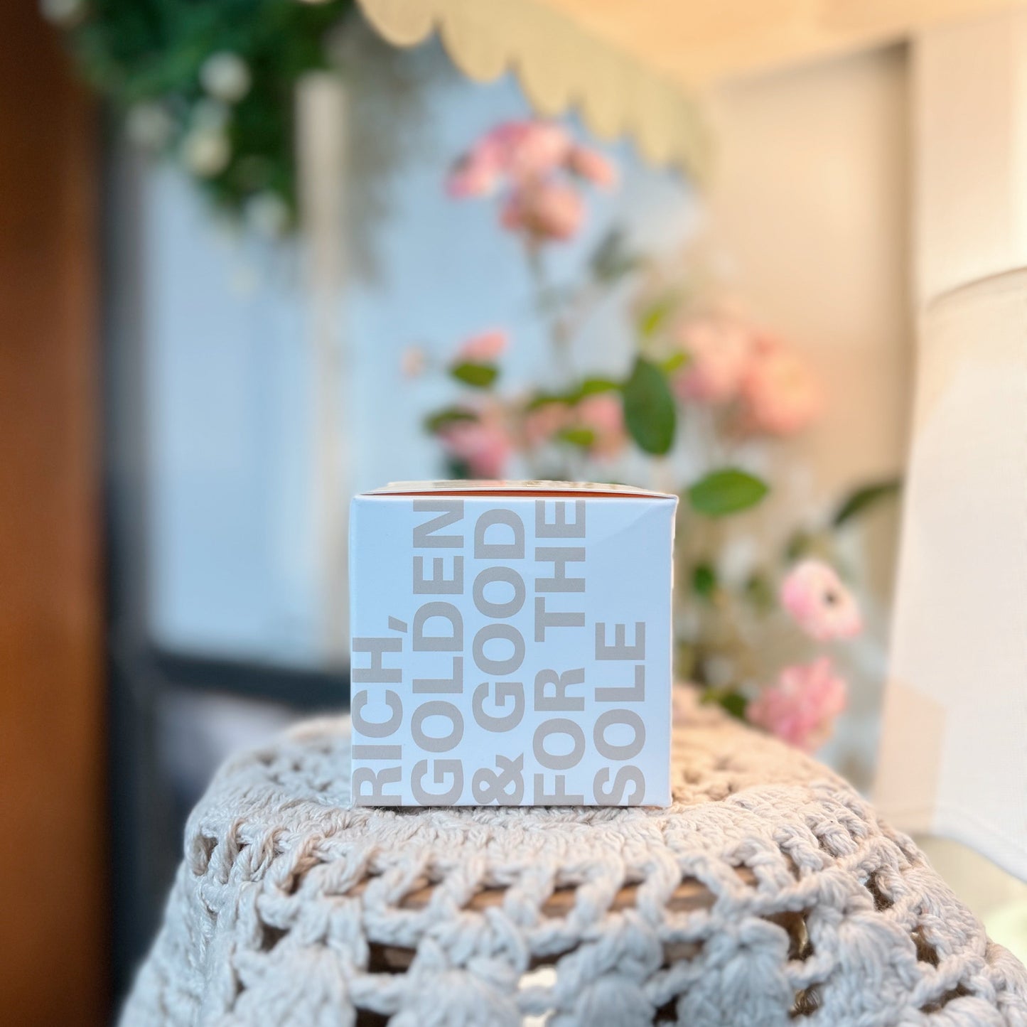 Honey Heel Glaze - Room and Porch 