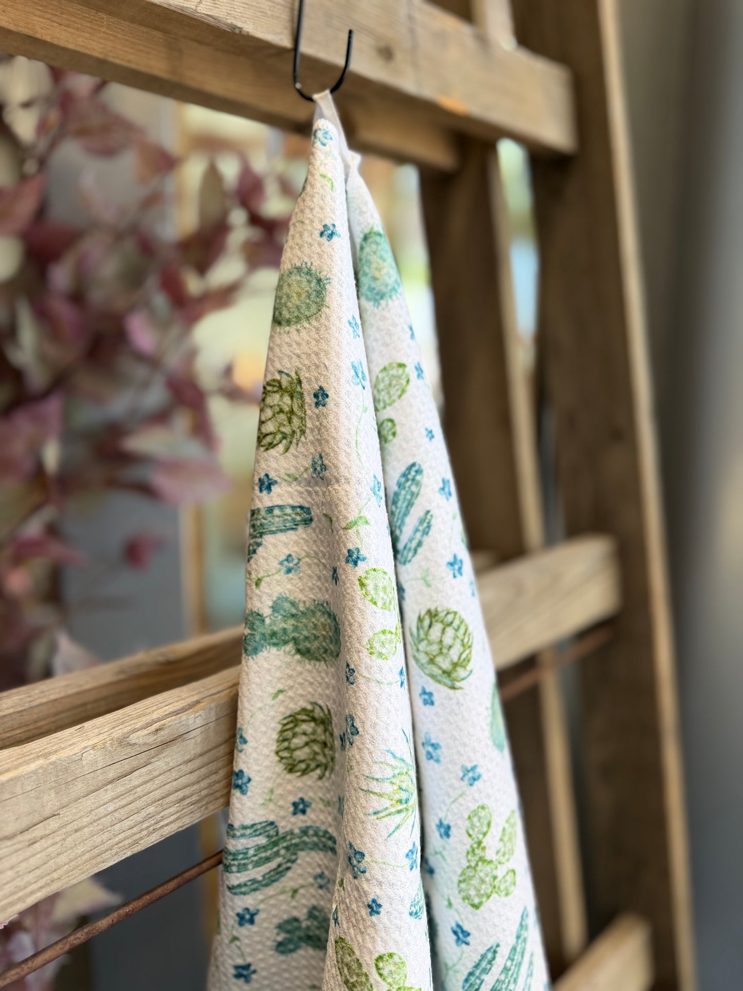 Blooming Desert Vines - Double Sided - Hand Towel