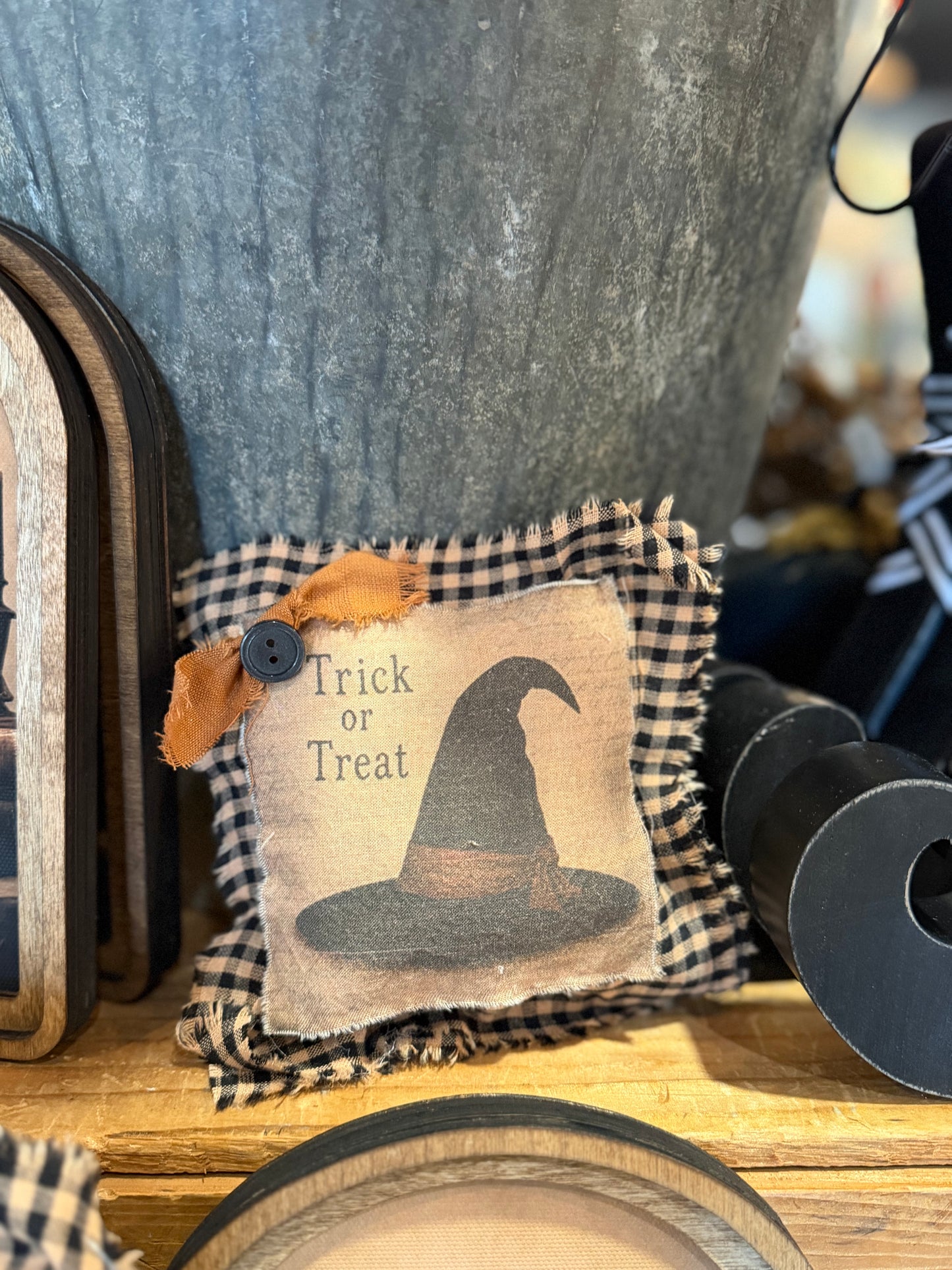 Shanda's Handmade Vintage Pillows & Pocket Pillows - Room and Porch 