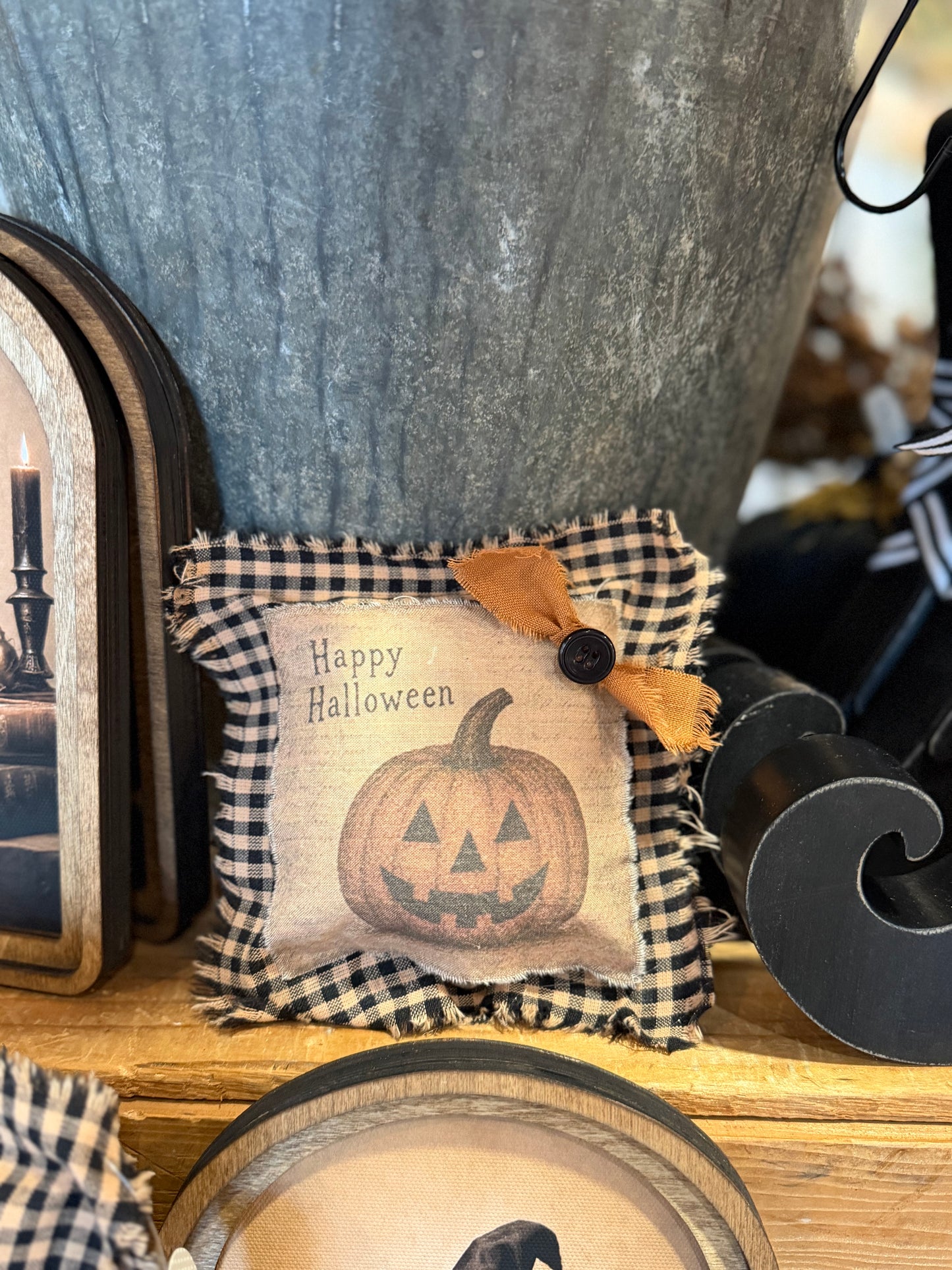 Shanda's Handmade Vintage Pillows & Pocket Pillows - Room and Porch 