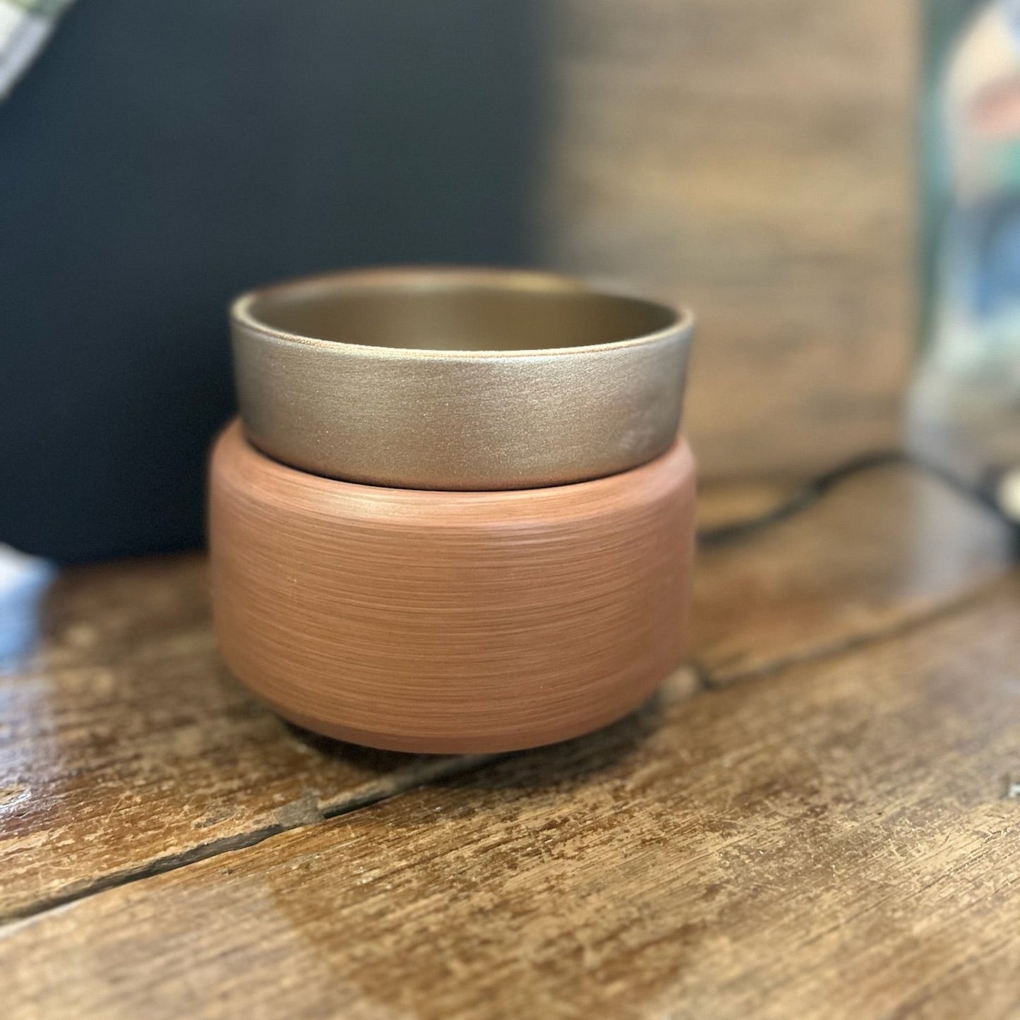 Copper Lid Ceramic Melter - Brown