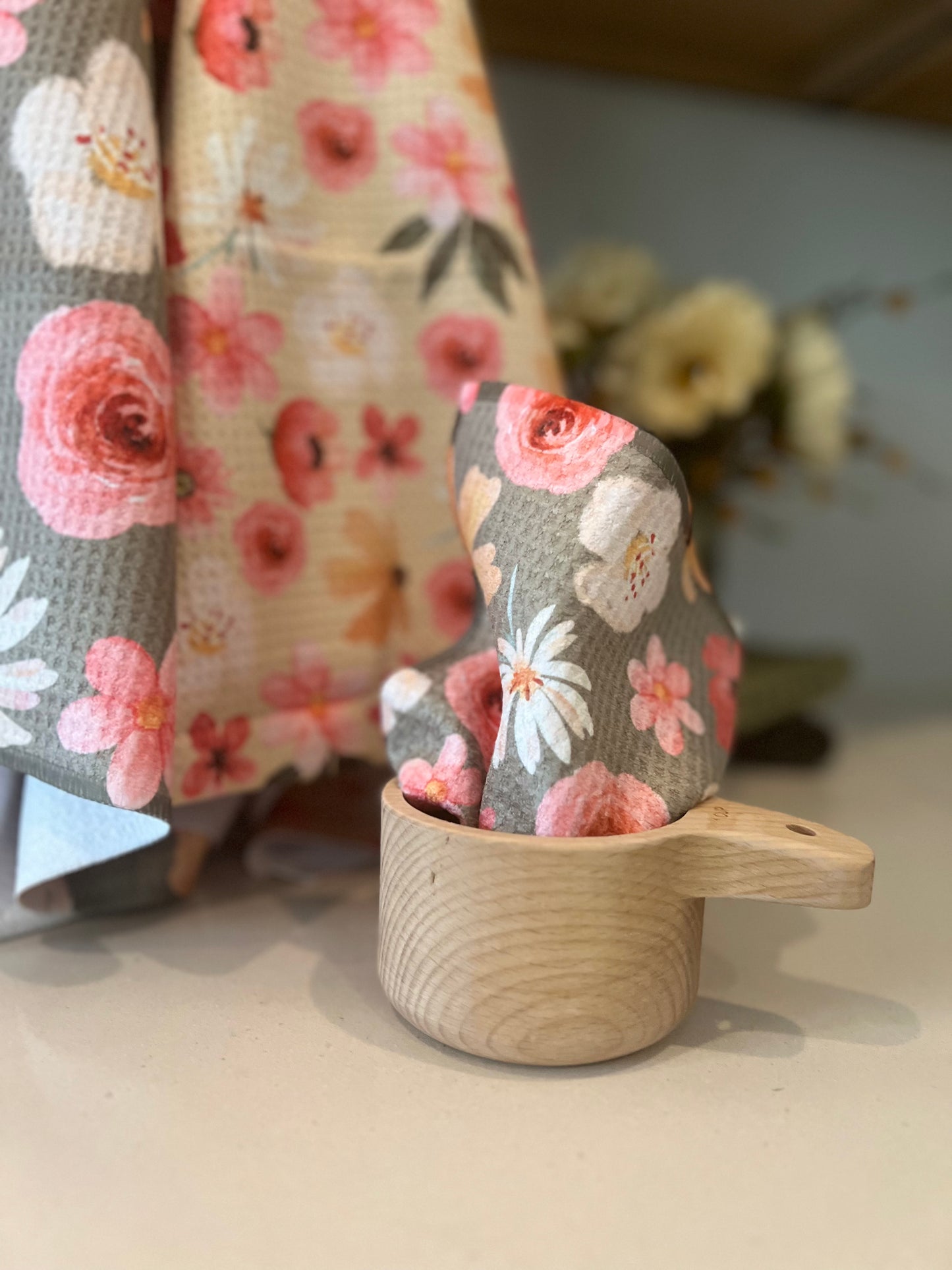 Happy Flowers - Hand Towel (Yellow)