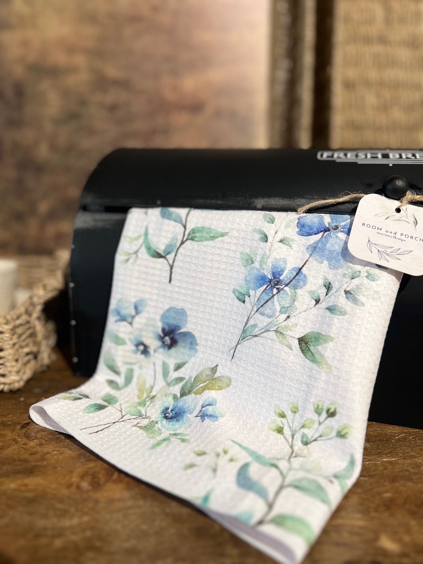 Cottage White - Hand Towel