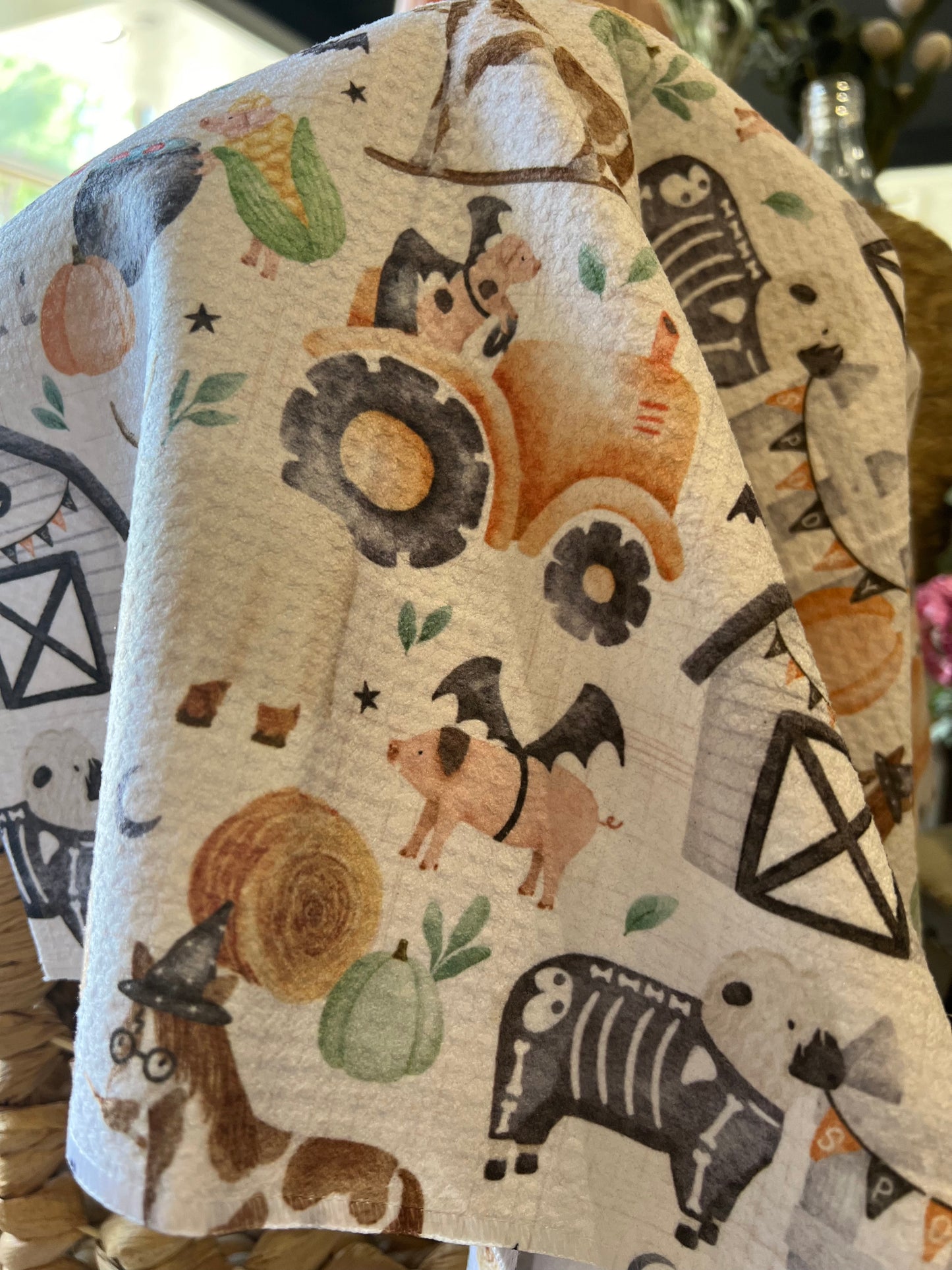 Halloween on The Farm - Hand Towel