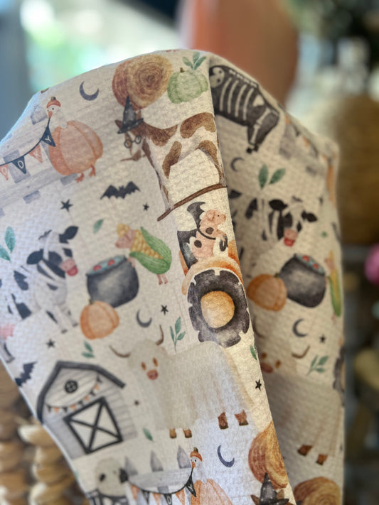 Halloween on The Farm - Hand Towel