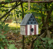 PATRIOTIC BIRDHOUSE